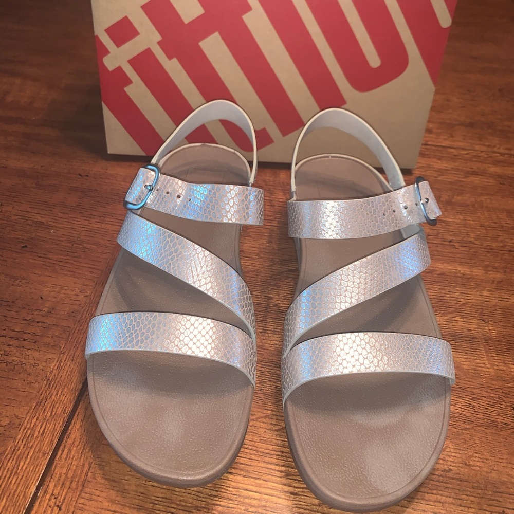 Fitflop Skinny Z-Cross Sandals